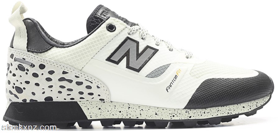 New Balance Trailbuster Undefeated White ASH