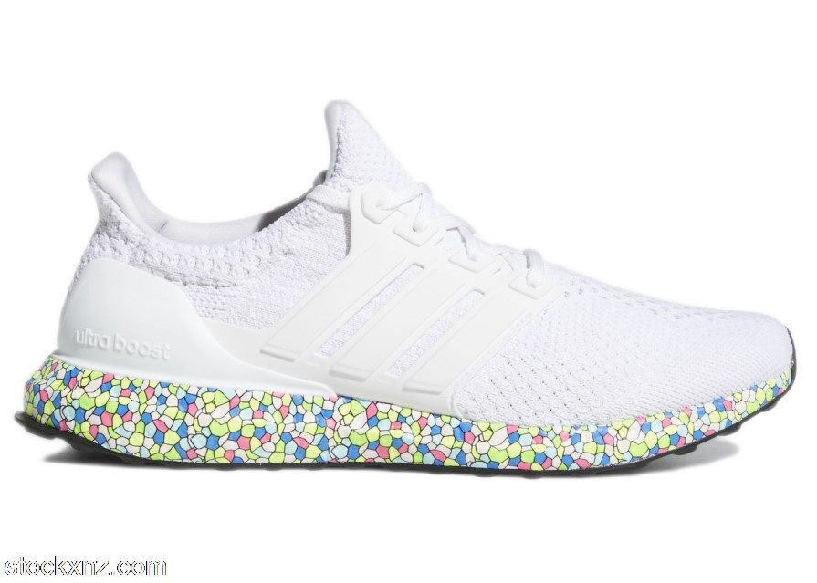 adidas Ultra Boost 5.0 DNA White Mosaic Boost GY4525 ASH