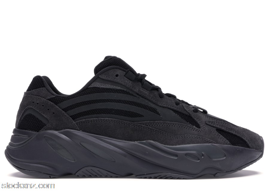 adidas Yeezy Boost 700 V2 Vanta FU6684 ASH
